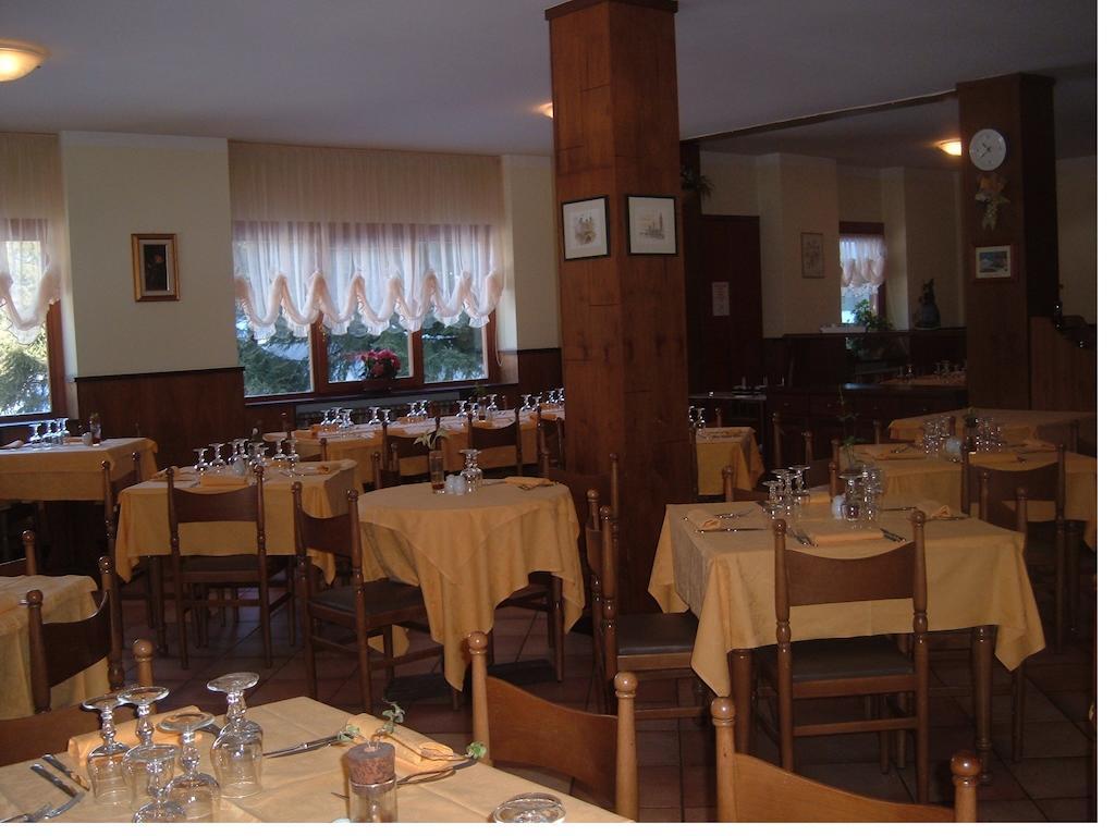 Albergo Pineta Gerola Alta Ngoại thất bức ảnh